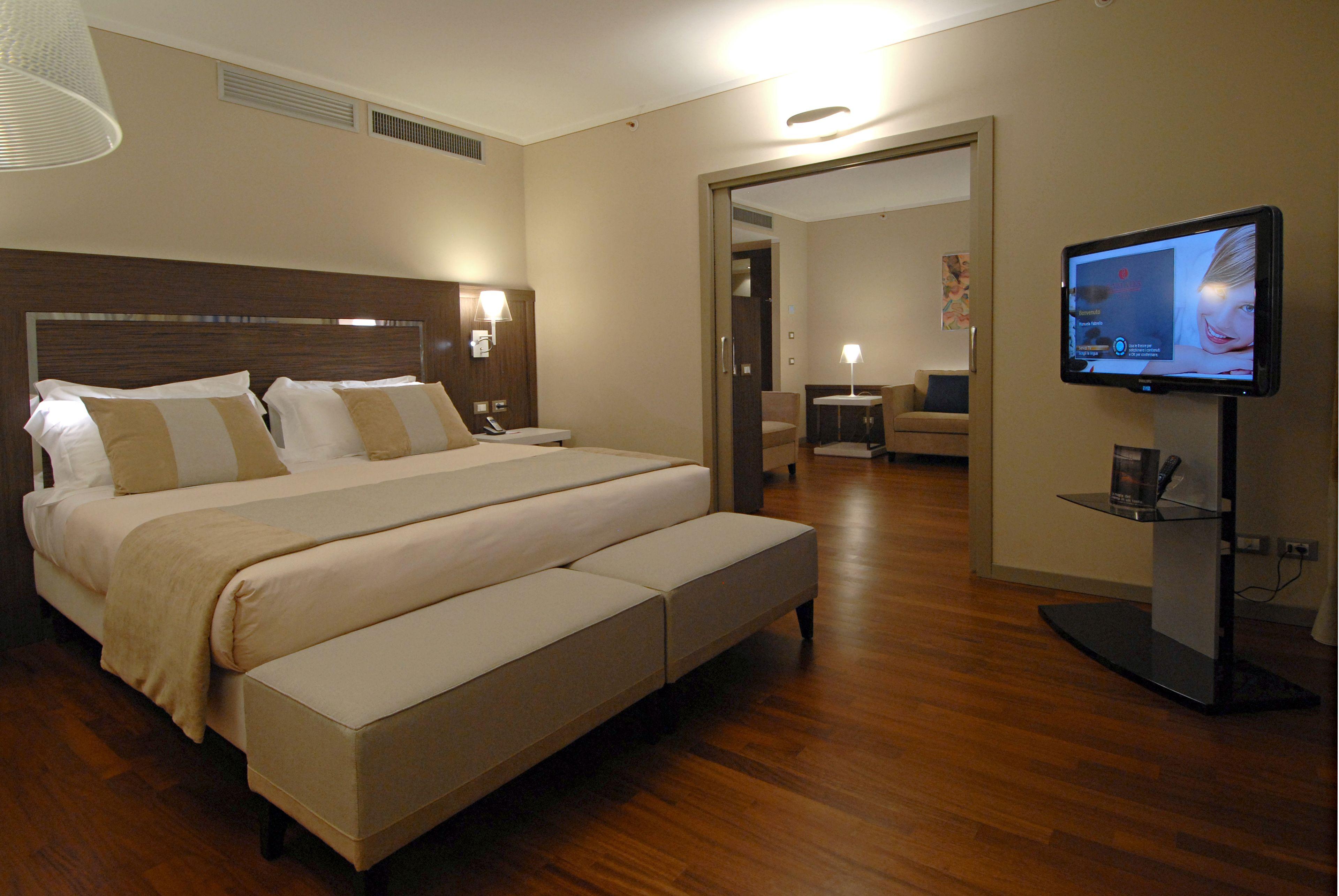 Ramada Plaza By Wyndham Milano — Foto’s 3